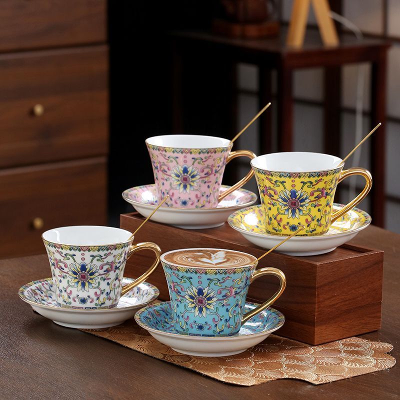 Coffee Tea English - 180 ミリリットルヨーロッパスタイルのセラミックコーヒーカップソーサースプーンエナメル朝食ミルクマグ英語アフタヌーンティーティーカップ絶妙なギフト新しい