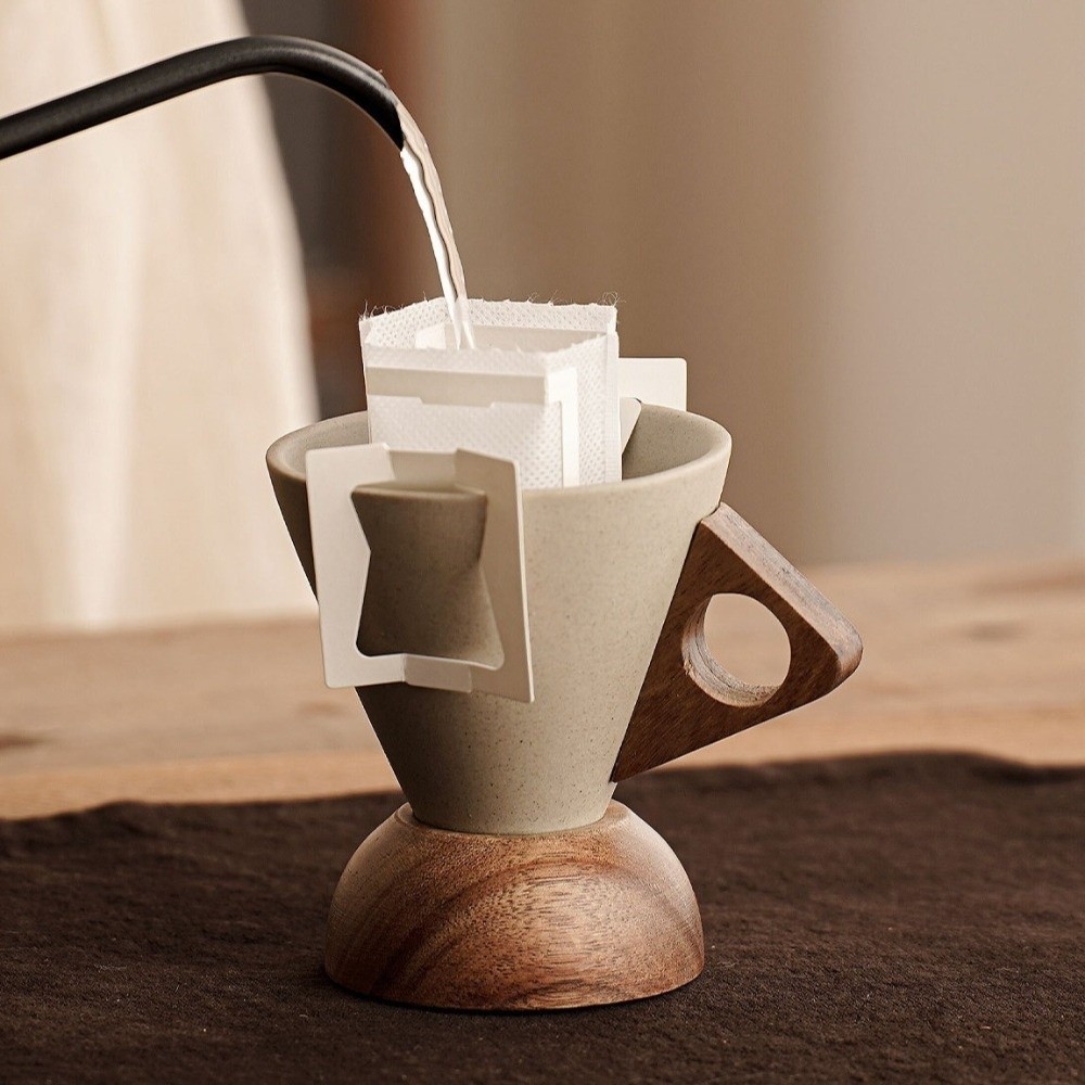 粗陶三角コーンカップ レトロスタイル木製ベース ヴィンテージ - Coffee Tea For Me のレビューと価格